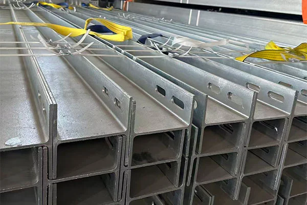 Nieuwe normen geven een nieuwe vorm aan constructieve stalen balkentoepassingen Nieuwe normen geven een nieuwe vorm aan constructieve stalen balkentoepassingen